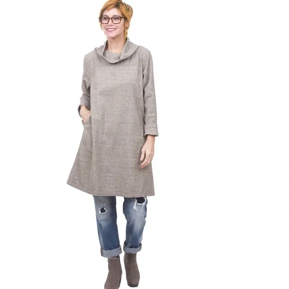 CP Shades Aspen dress - Picture 2 of 10